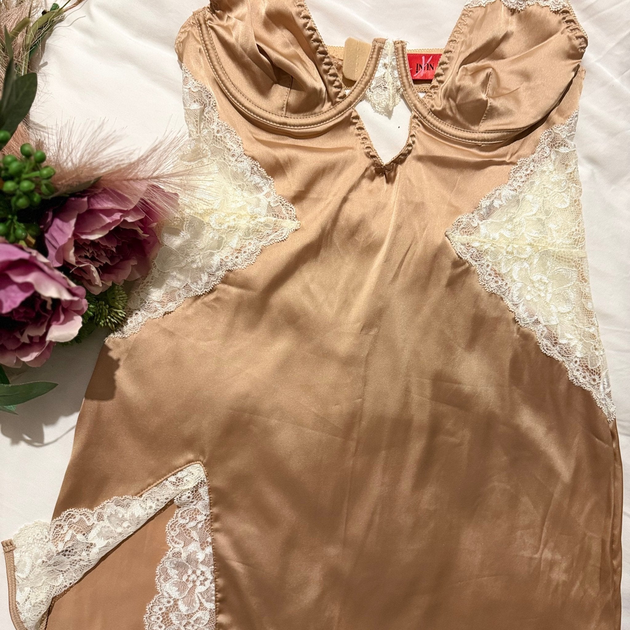 The Champagne Slip - NUNI X